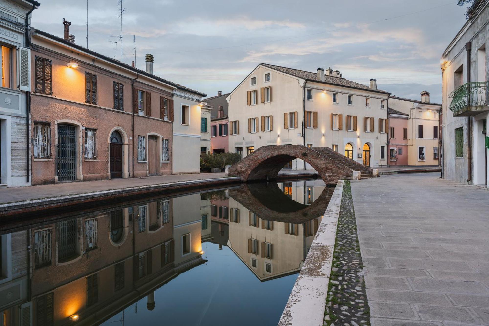 Al Ponticello Bed and Breakfast Comacchio Eksteriør billede